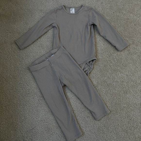 H&M Other - H&M Ribbed Matching Set